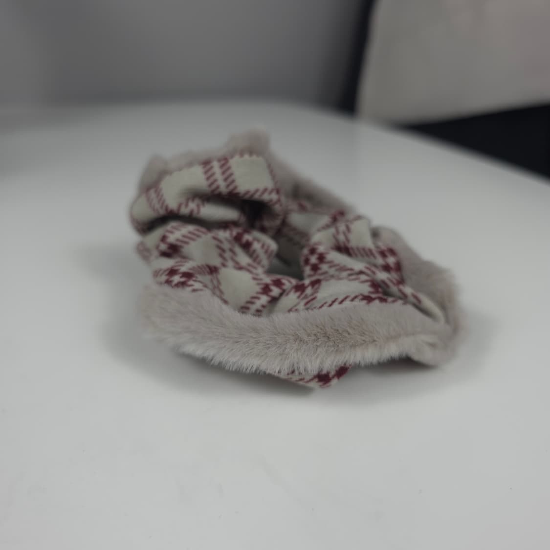 [새상품] 밍크털 체크 퍼 털실 슈슈 머리끈 곱창끈 상품이미지4