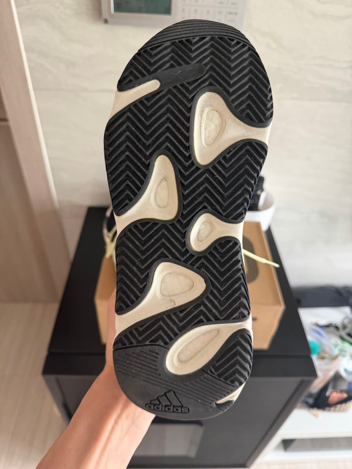 [280] 아디다스 이지부스트 700 웨이브러너 OG 상품이미지6