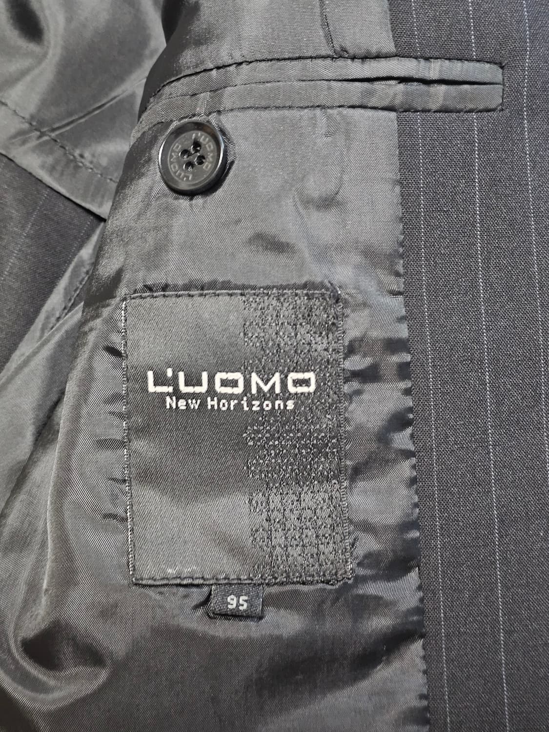 L'UOMO 루오모/워모 모헤어 혼방 정장 세트


 상품이미지4