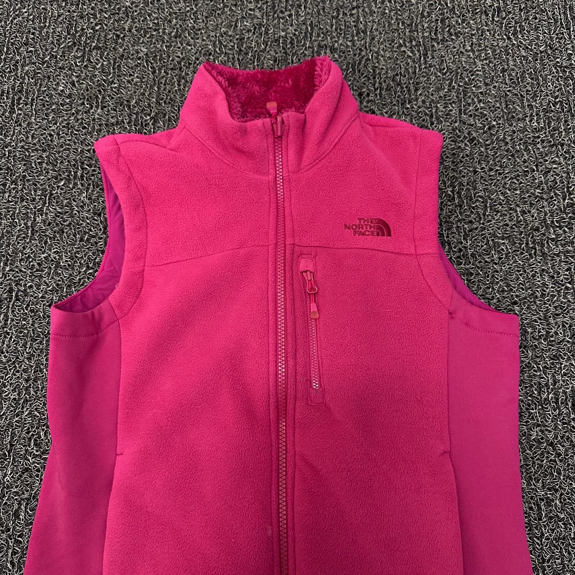 노스페이스 여성 기모 털 등산복 조끼 집업 자켓 85(S) 상품이미지2