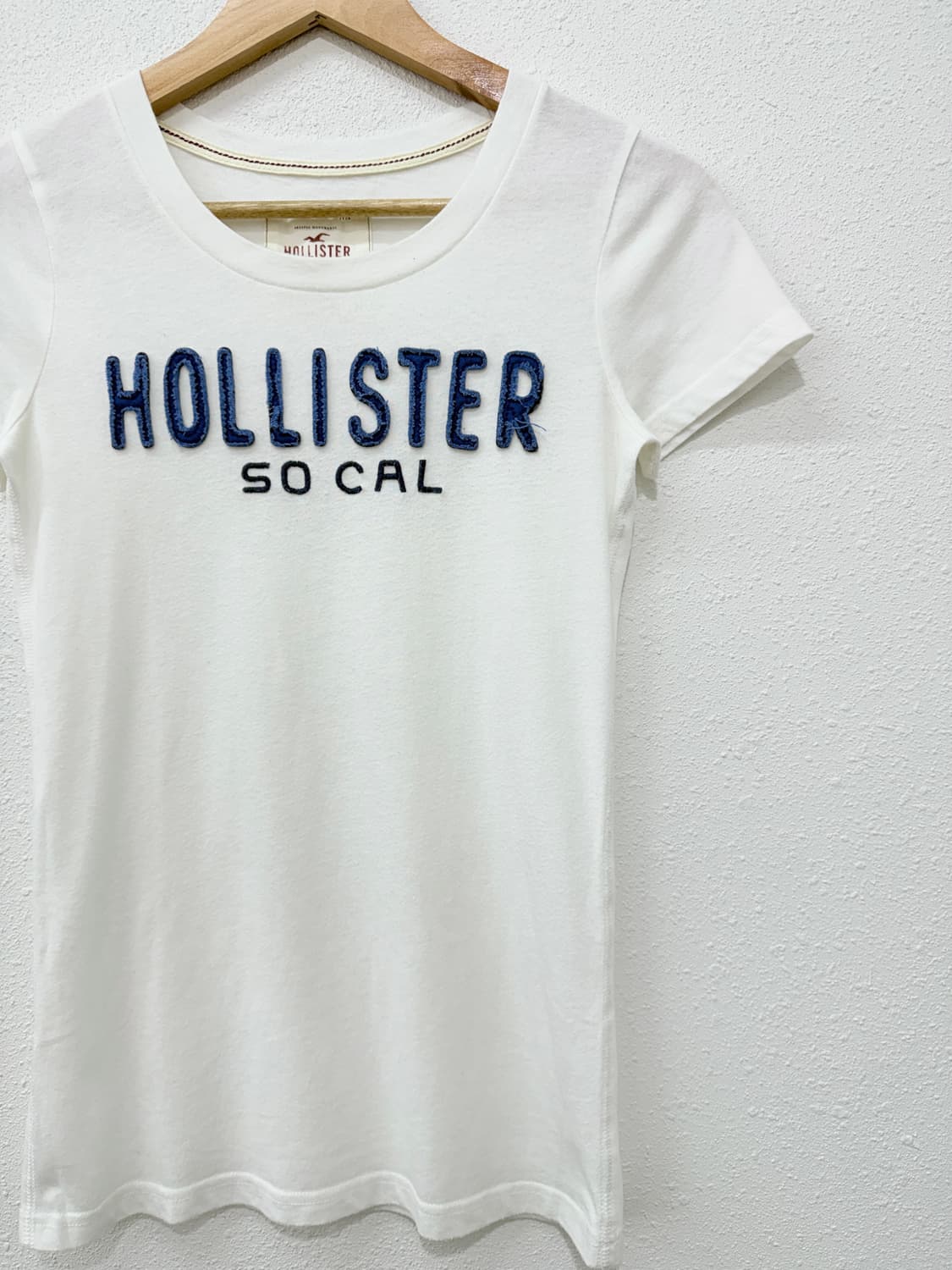 빈티지 홀리스터 화이트 레터링 슬림 반팔티 상품이미지2