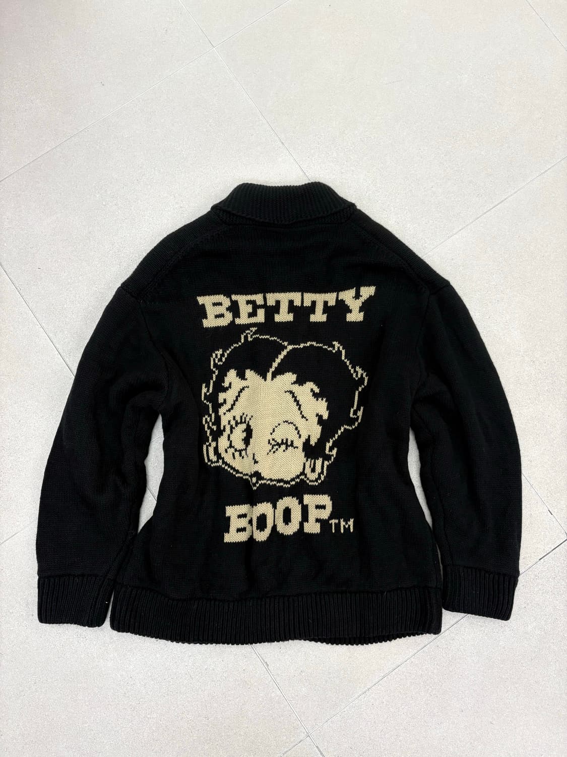 베티붑 오버핏 니트집업 상품이미지1