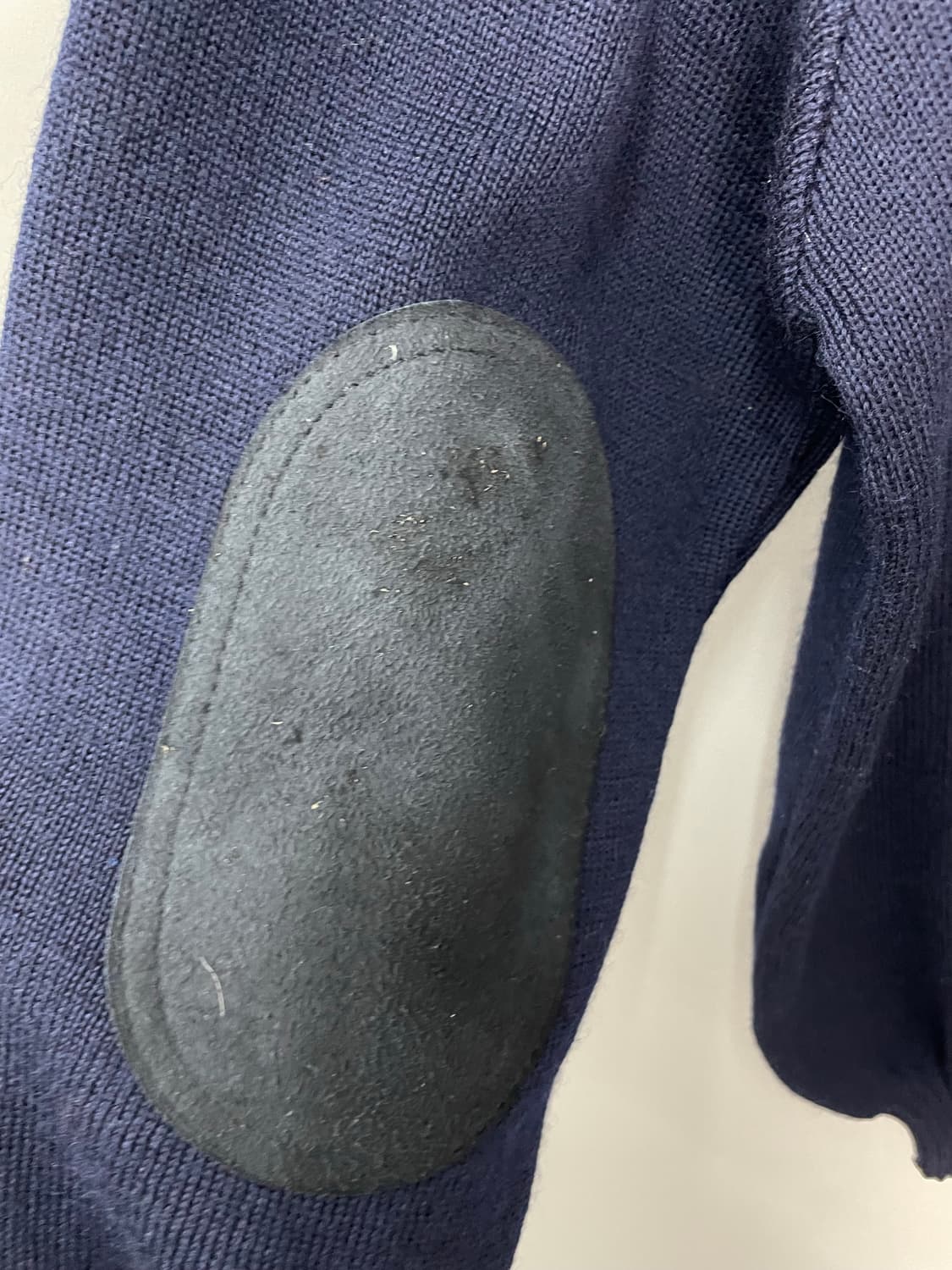 버버리 코만도 네이비 라운드 니트 H2134 상품이미지8