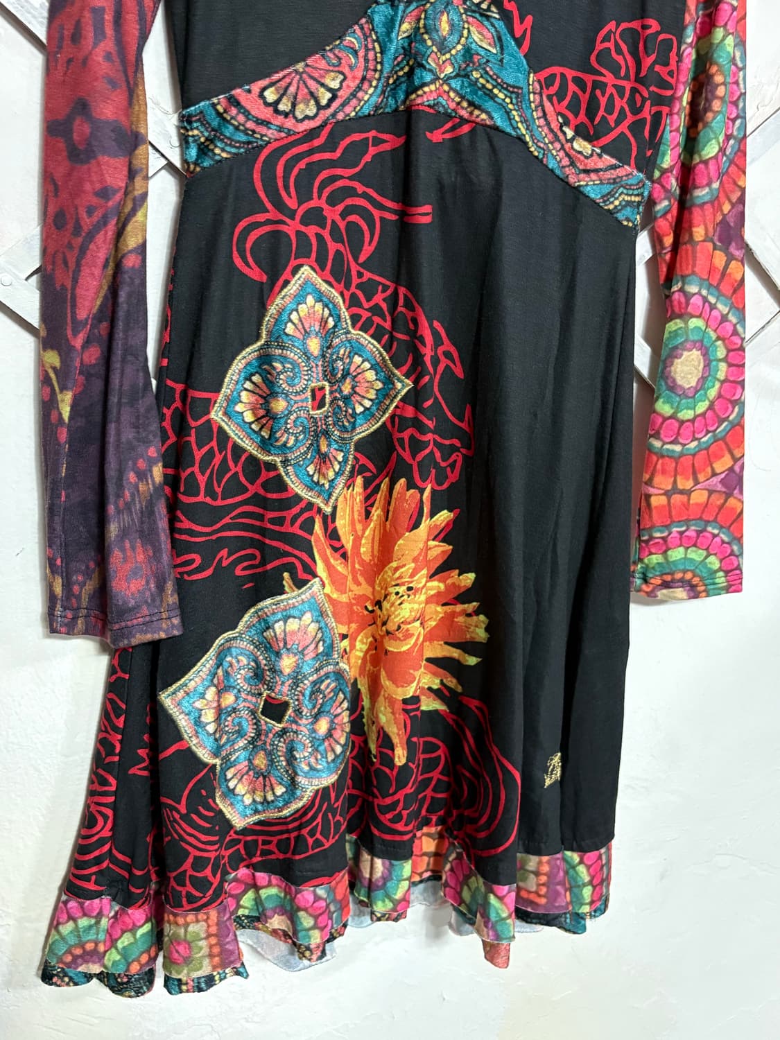 Desigual 오리엔탈 미디 v-neck ops 상품이미지4