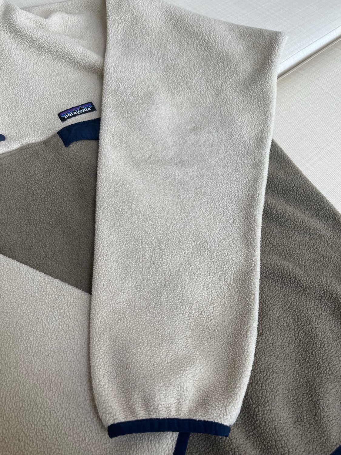 [L]파타고니아 신칠라 풀오버 스냅티 애쉬 탄 상품이미지3