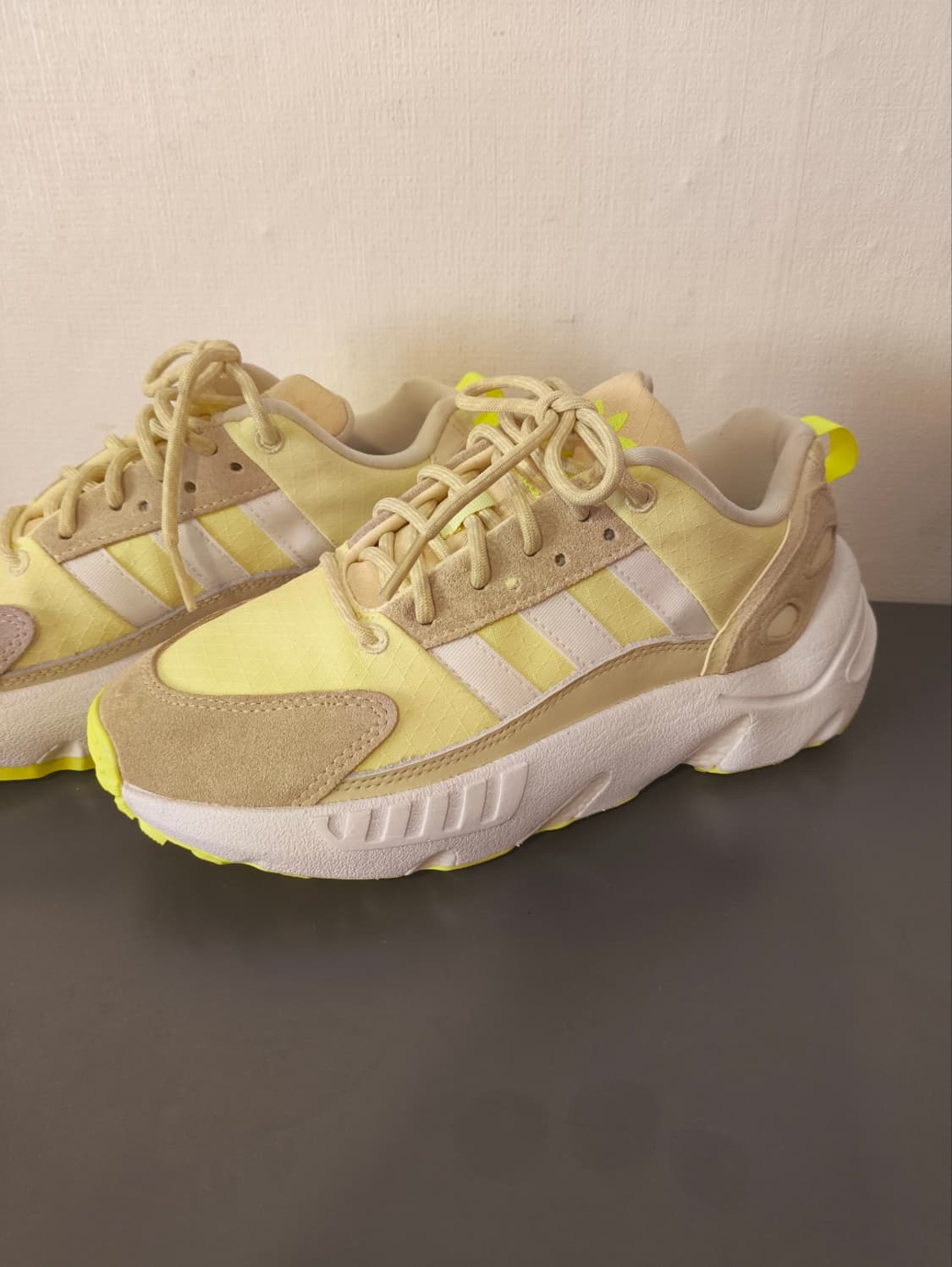 220mm 아디다스 ZX22 부스트 운동화 상품이미지2