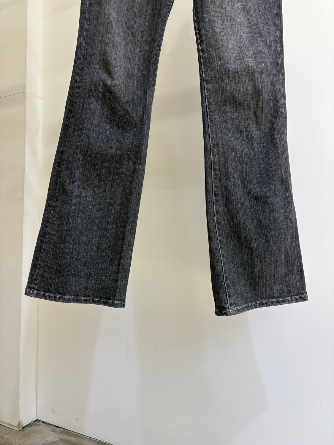 UNIQLO  부츠컷데님 상품이미지4