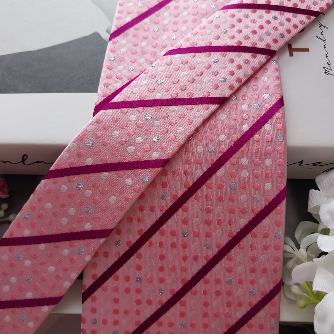 까르뱅 실크 핑크 스트라이프 도트 넥타이 8.8cm A+등급 K2224
 상품이미지5