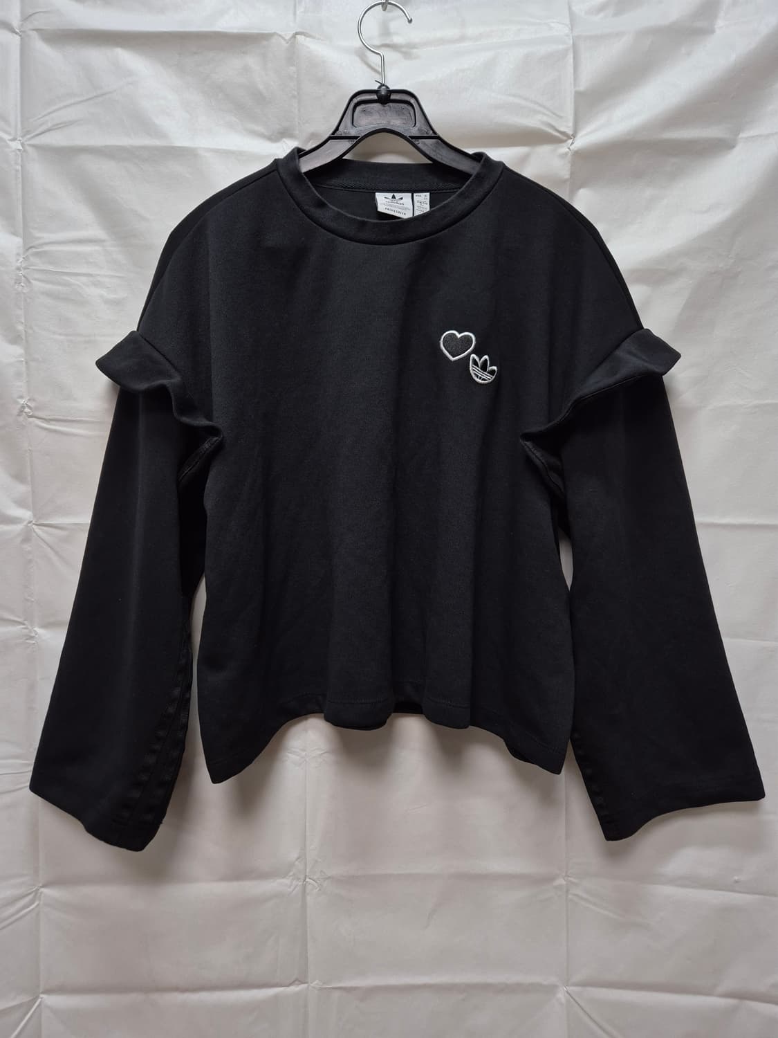 아디다스 크롭맨투맨  상품이미지1