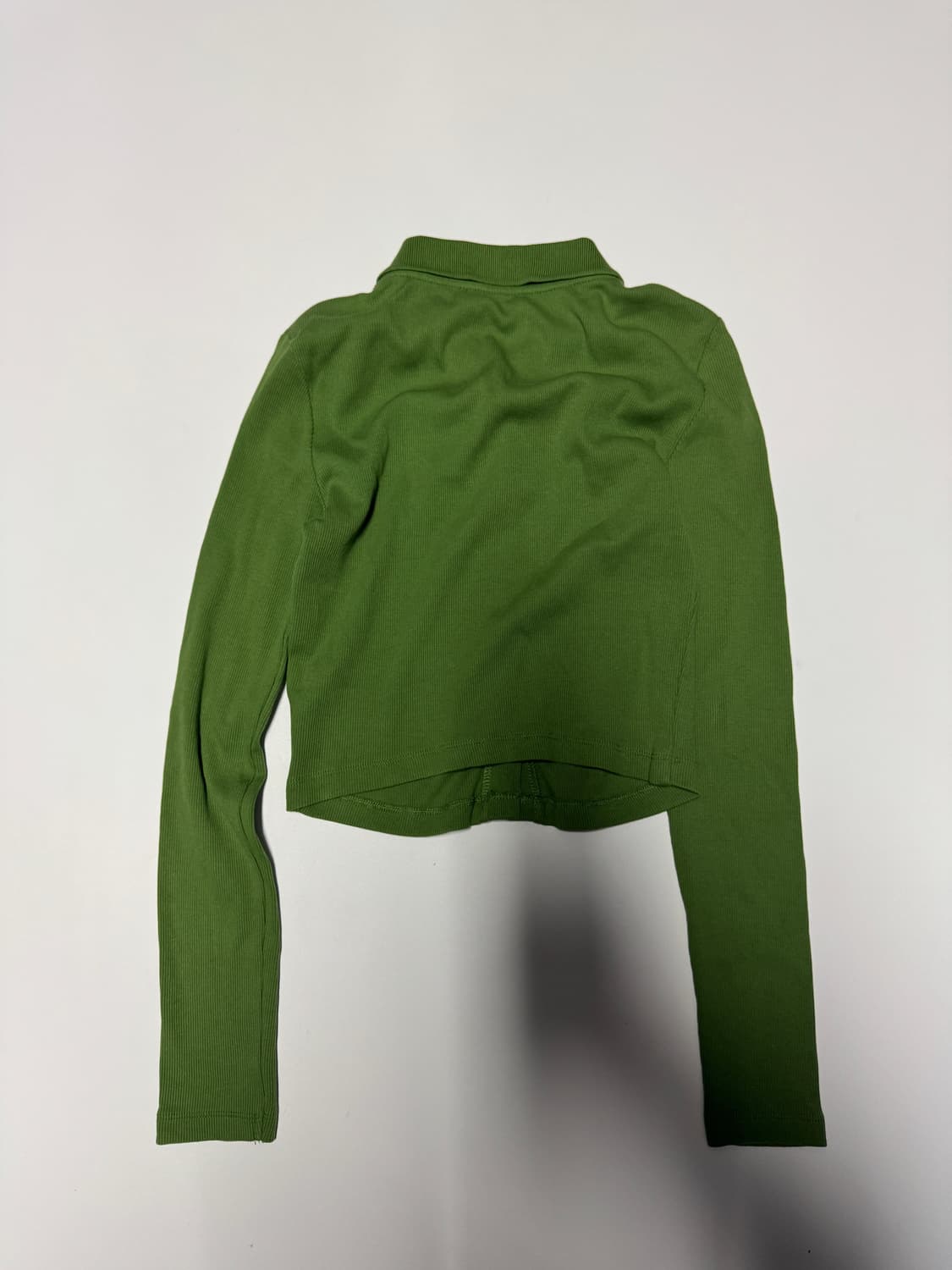 여성 자라 ZARA 골지 버튼 긴팔 크롭 가디건 S 그린 상품이미지2
