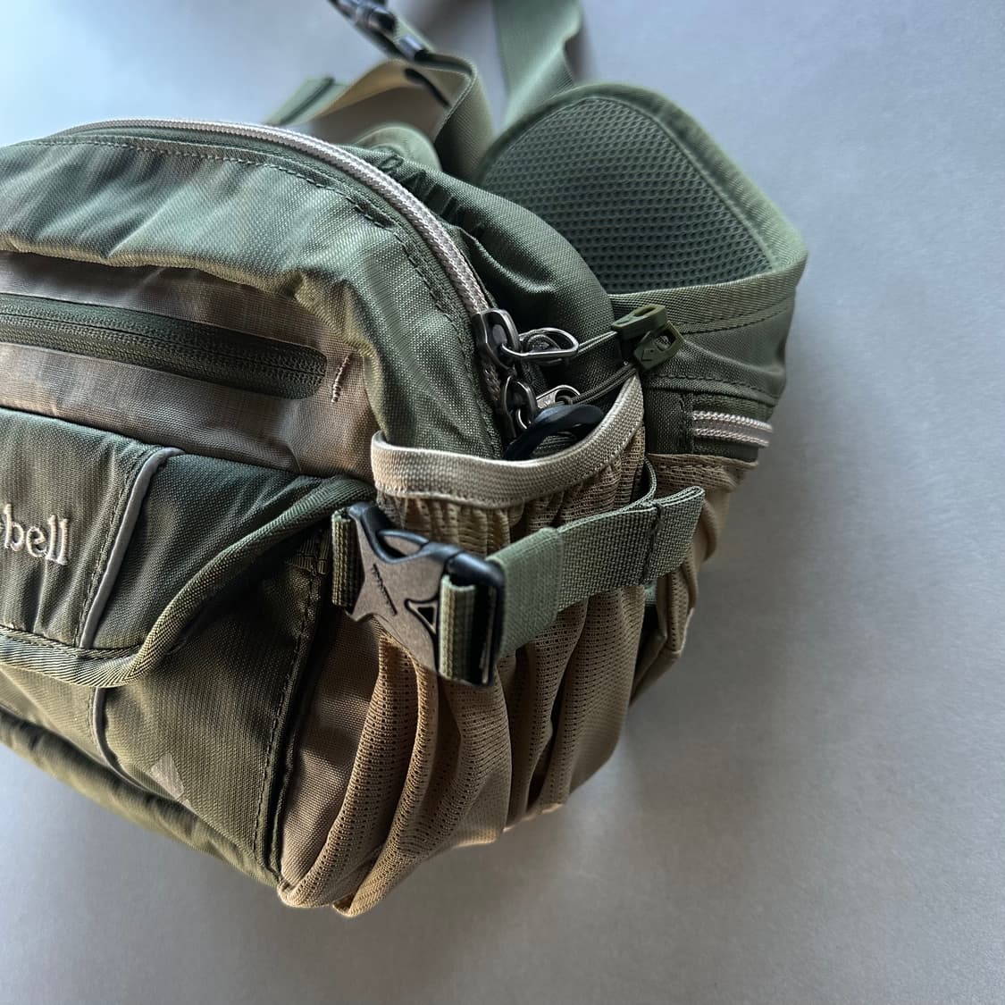 몽벨 mont-bell BAUM 바움 힙색 다크 카키 상품이미지4