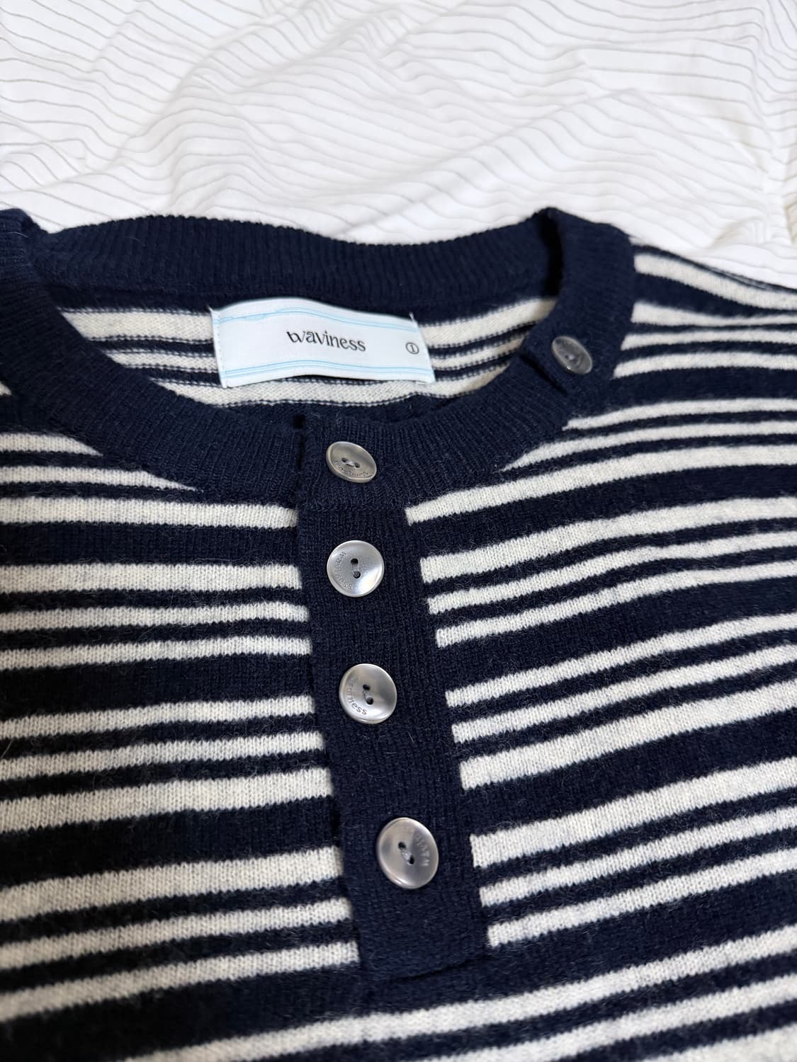 웨이비니스 스트라이프 니트 상품이미지2