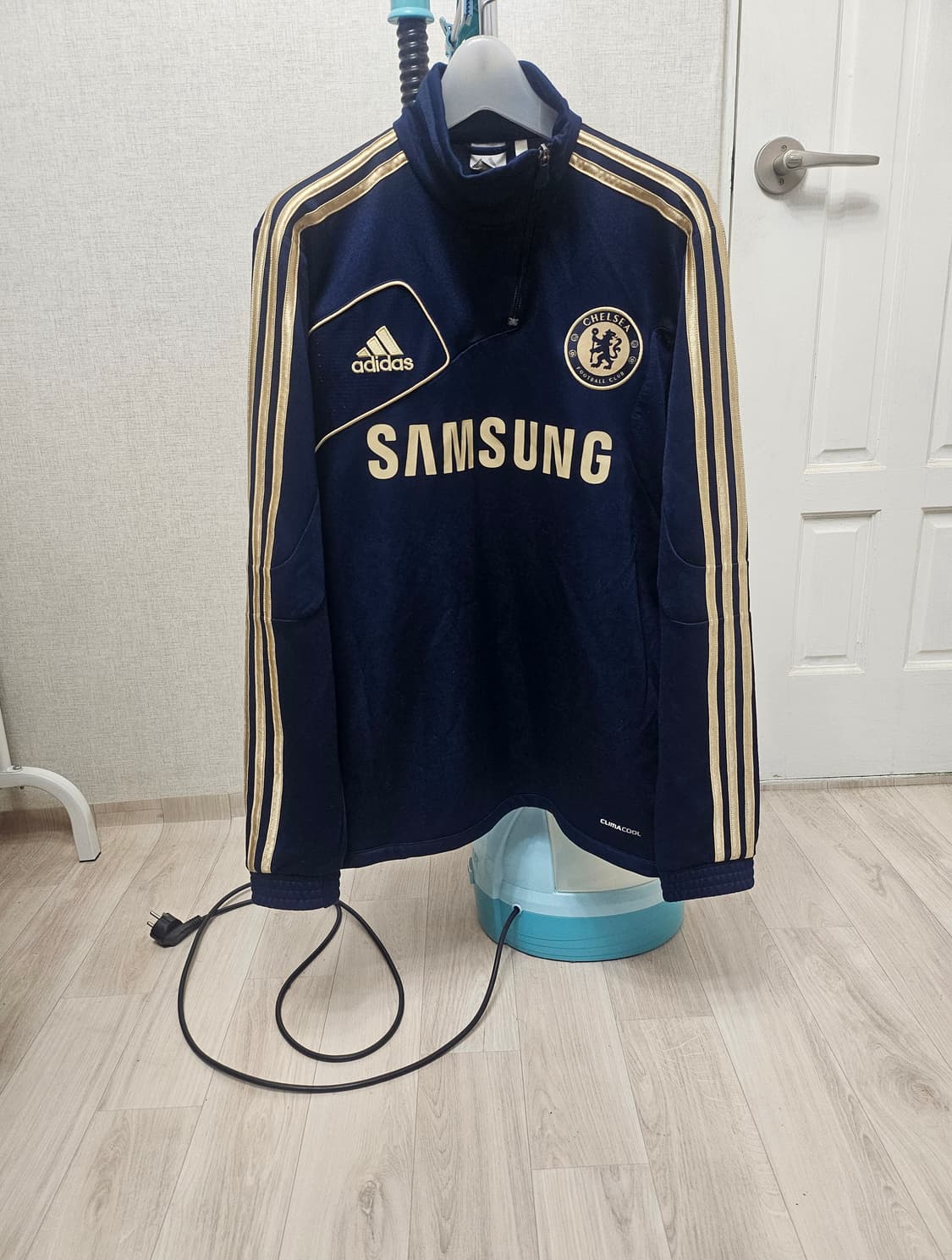 (95)M ☆초대장급☆ 아디다스 첼시 [네이비,골드금장]반집업 트레이닝탑 상품이미지1