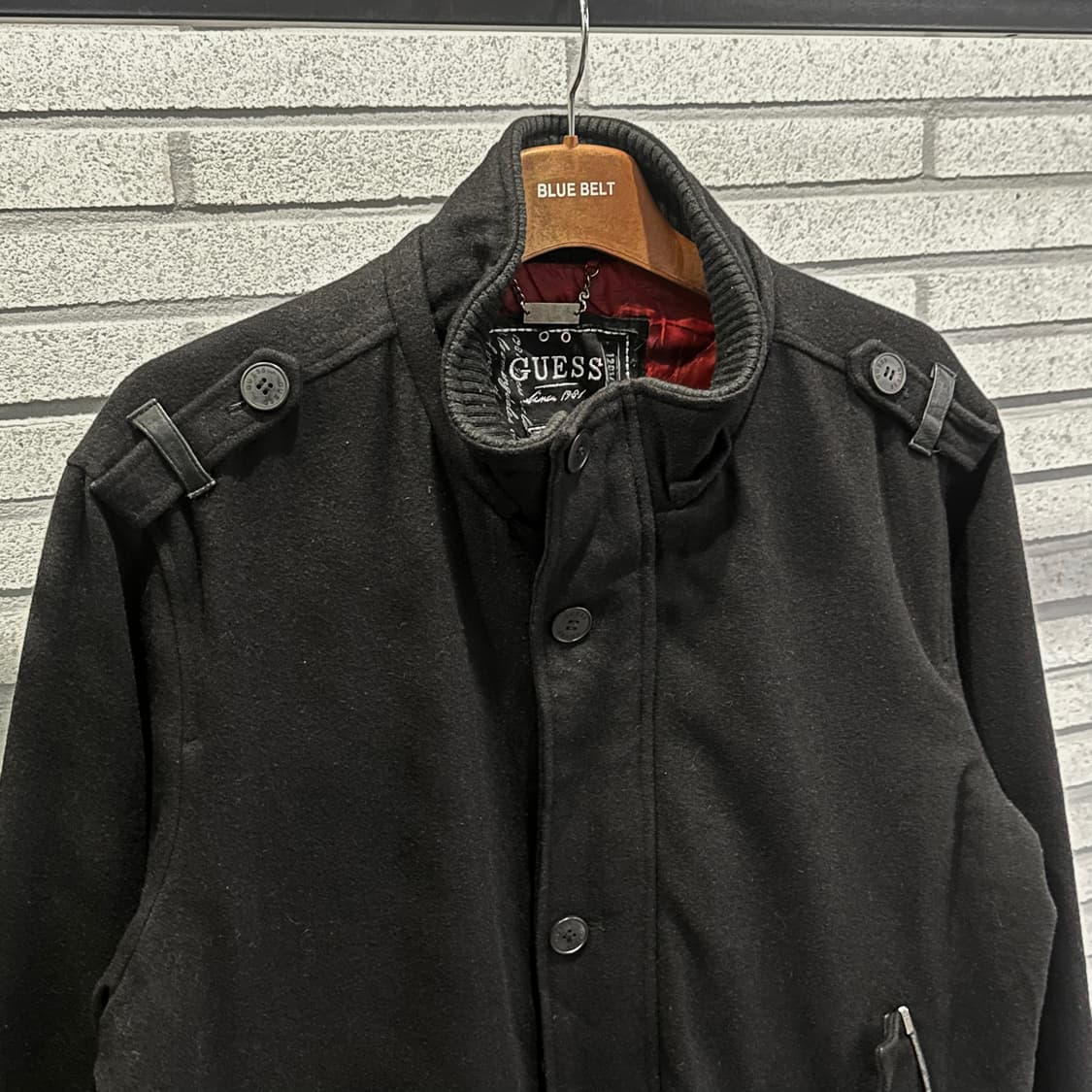 GUESS 게스 밀리터리 블루종 울 자켓 견장 디테일 블랙 상품이미지4