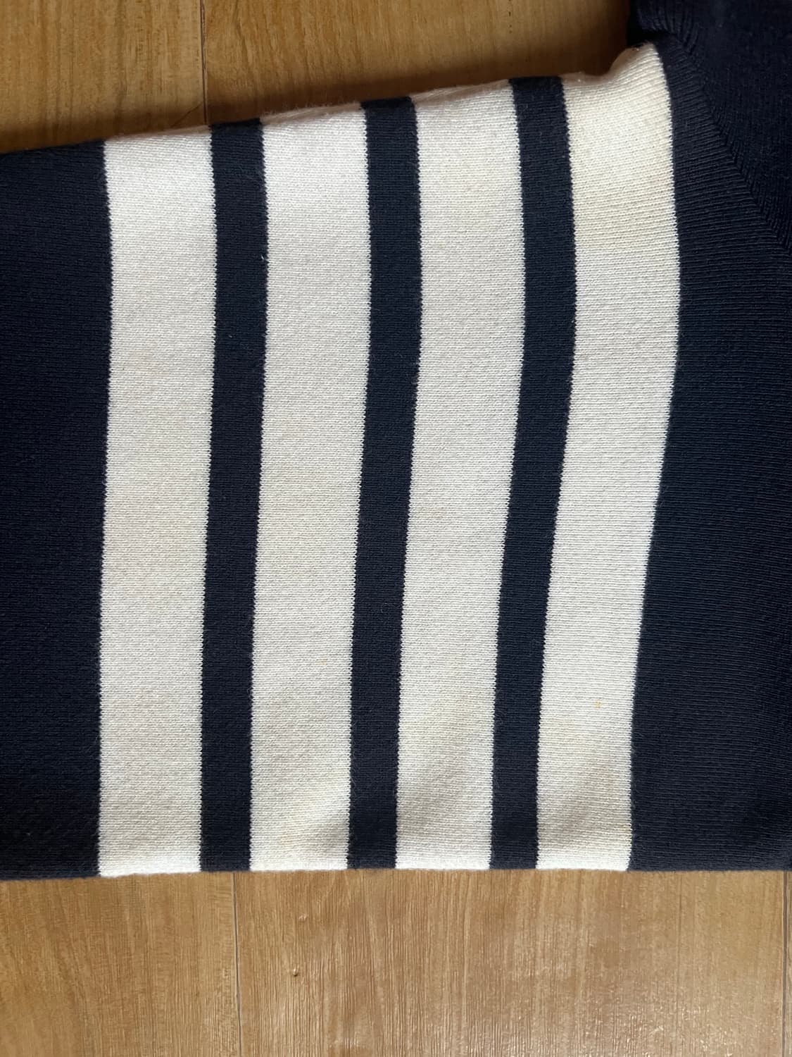 톰브라운 맨투맨 2사이즈 상품이미지6