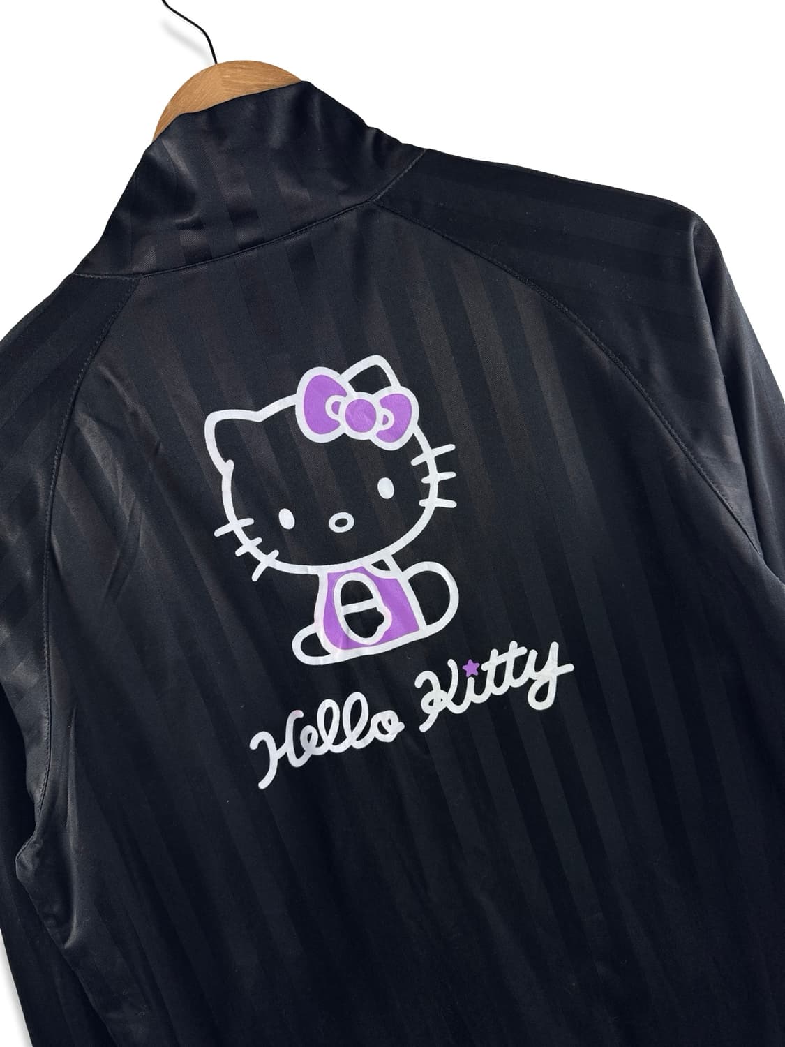 헬로키티 블랙 프린팅 트랙탑져지2600 상품이미지4