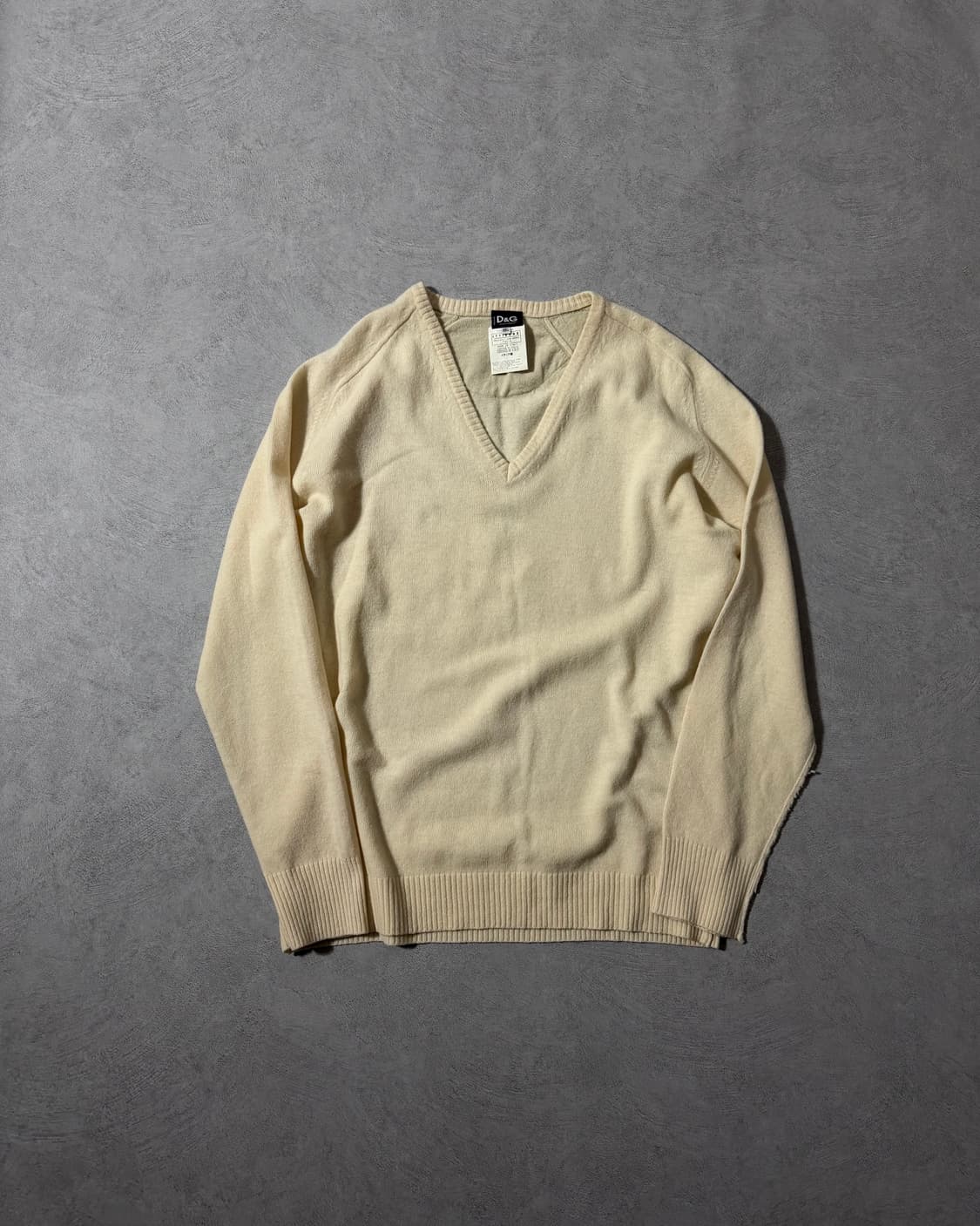 D&G 돌체앤가바나 브이넥 니트 상품이미지1