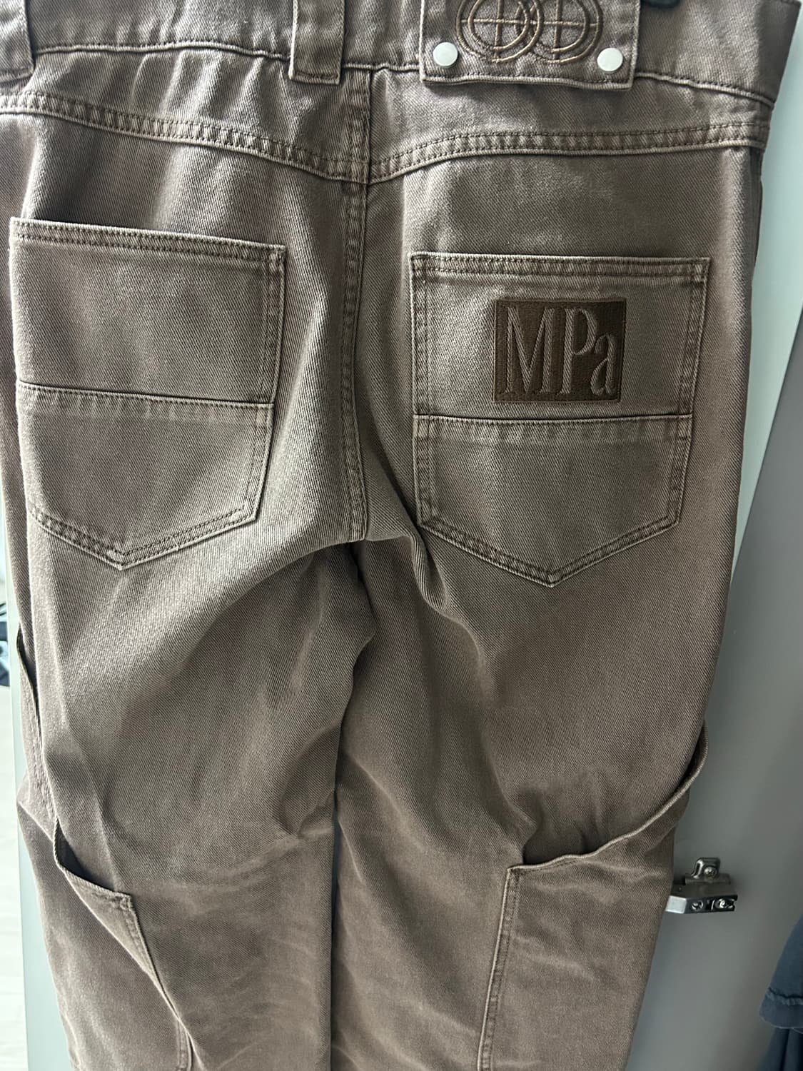 M) 플라스틱프로덕트 MPa CALF POCKET PANTS 상품이미지3
