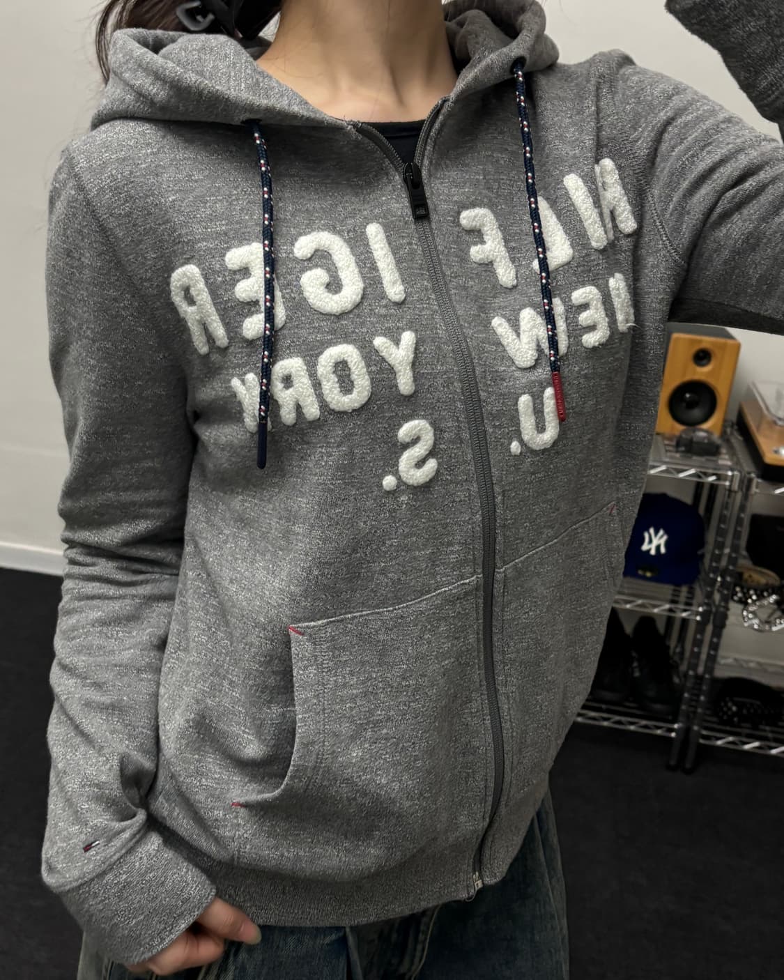 타미힐피거 아플리케 로고 그레이 후드집업 상품이미지2