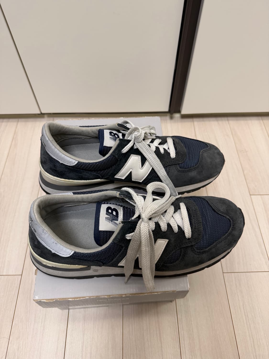 뉴발란스990v1 275 네이비 상품이미지2