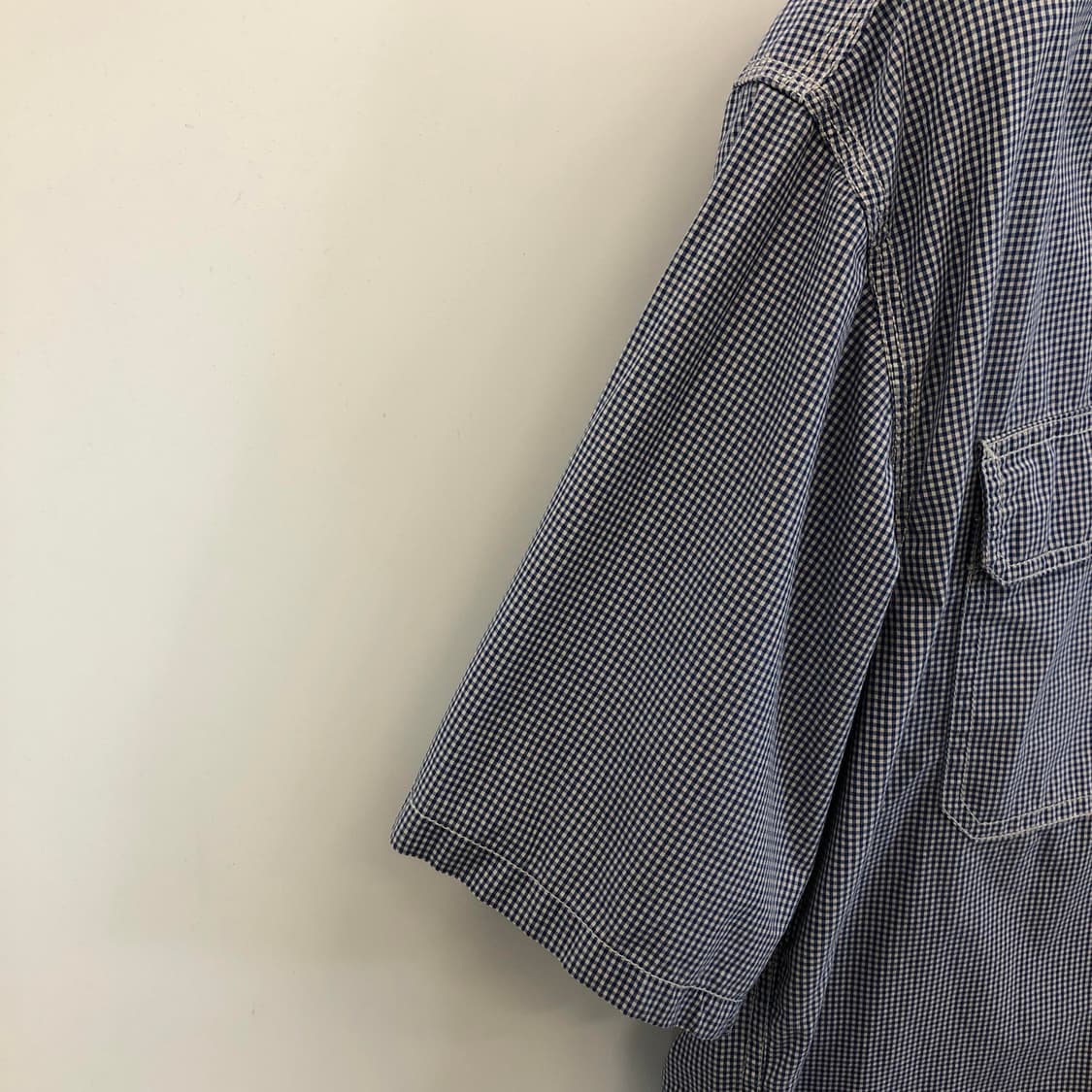 유니클로 JW앤더슨 포켓 반팔셔츠 L 상품이미지3