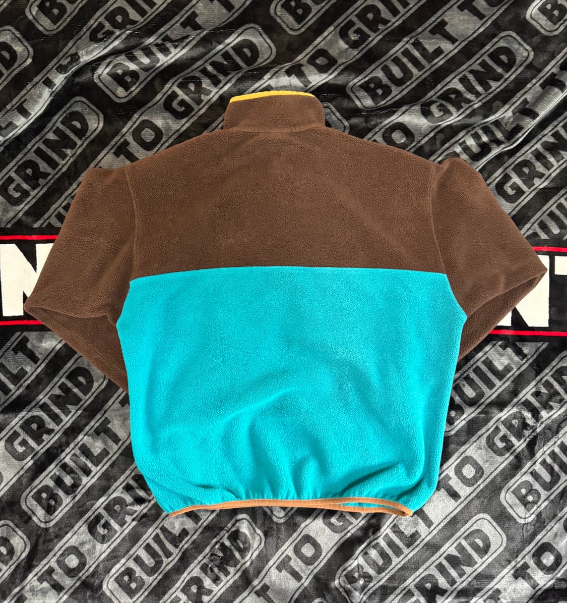 파타고니아 신칠라 스냅 티 풀 오버 브라운 틸 컬러 블록 상품이미지2