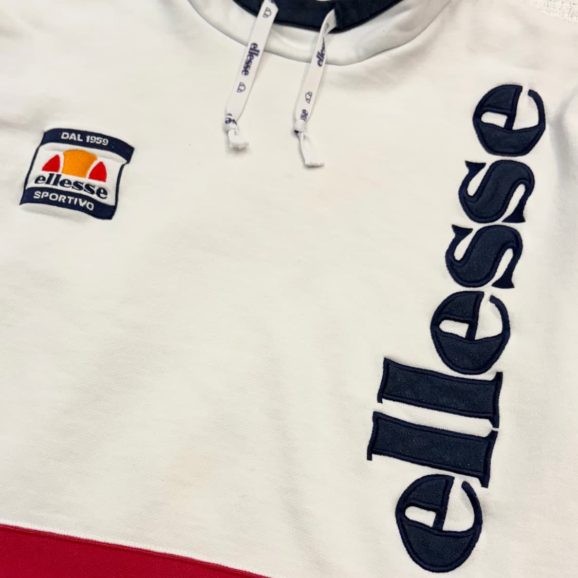 엘레쎄 사이드 로고 올드스쿨 빈티지 맨투맨 상품이미지3