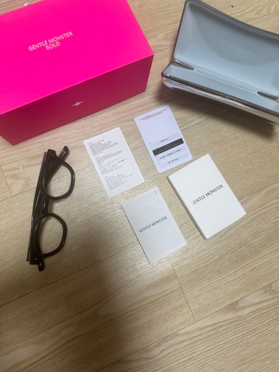 젠틀몬스터 본조 상품이미지1