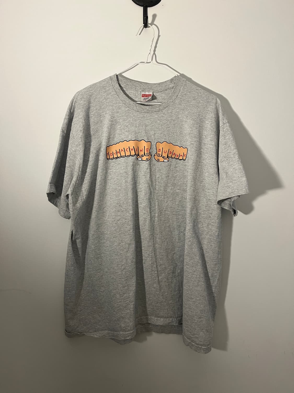 슈프림 토이머신 피스트 티셔트 반팔티 -애쉬 그레이 상품이미지1