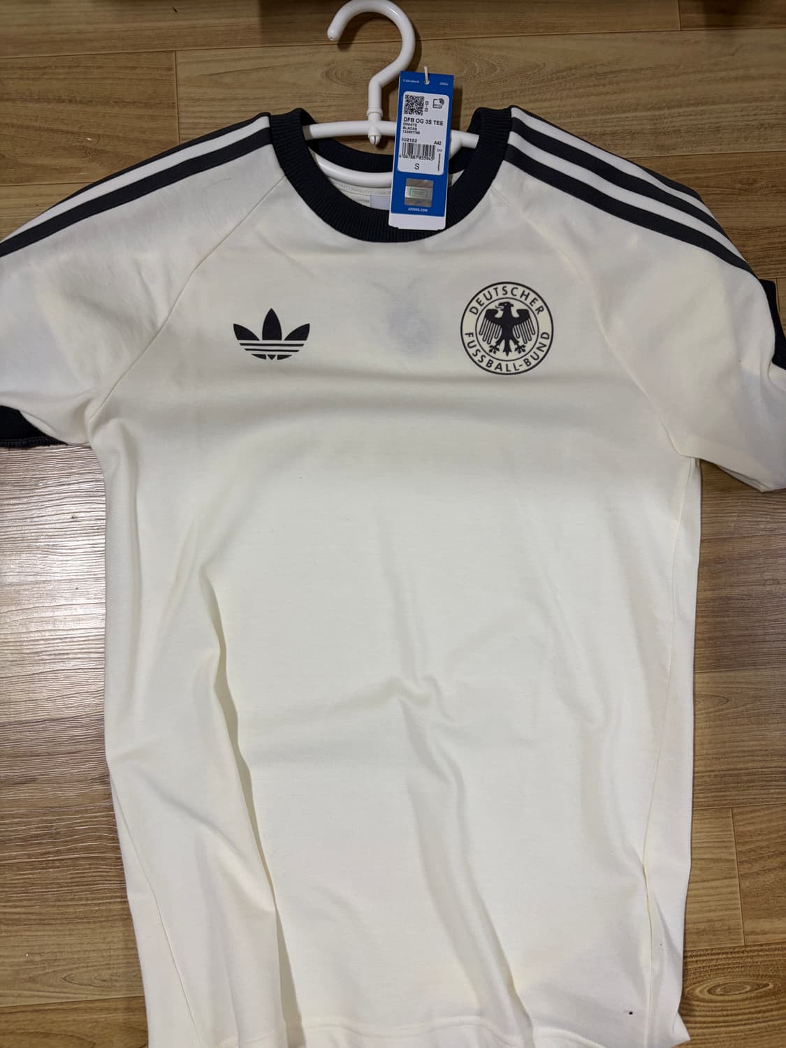 아디다스 반팔 새 상품 상품이미지1