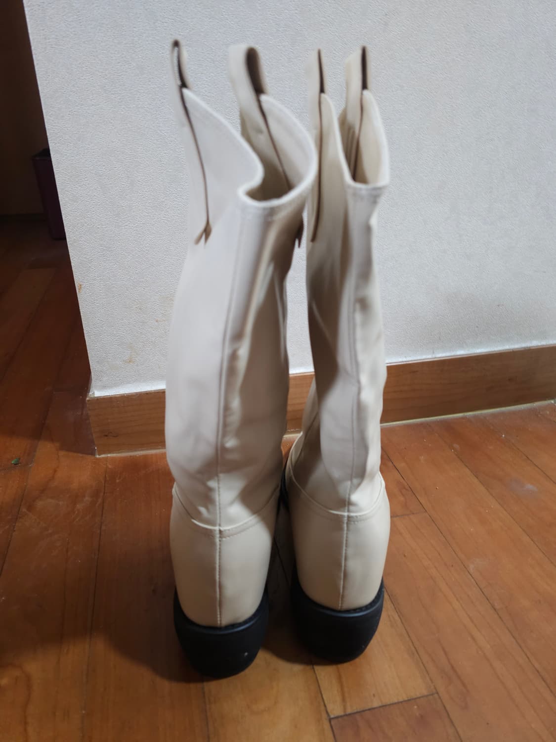 새상품)에펠클래식 비건 웨스턴부츠 아이보리 245 상품이미지6