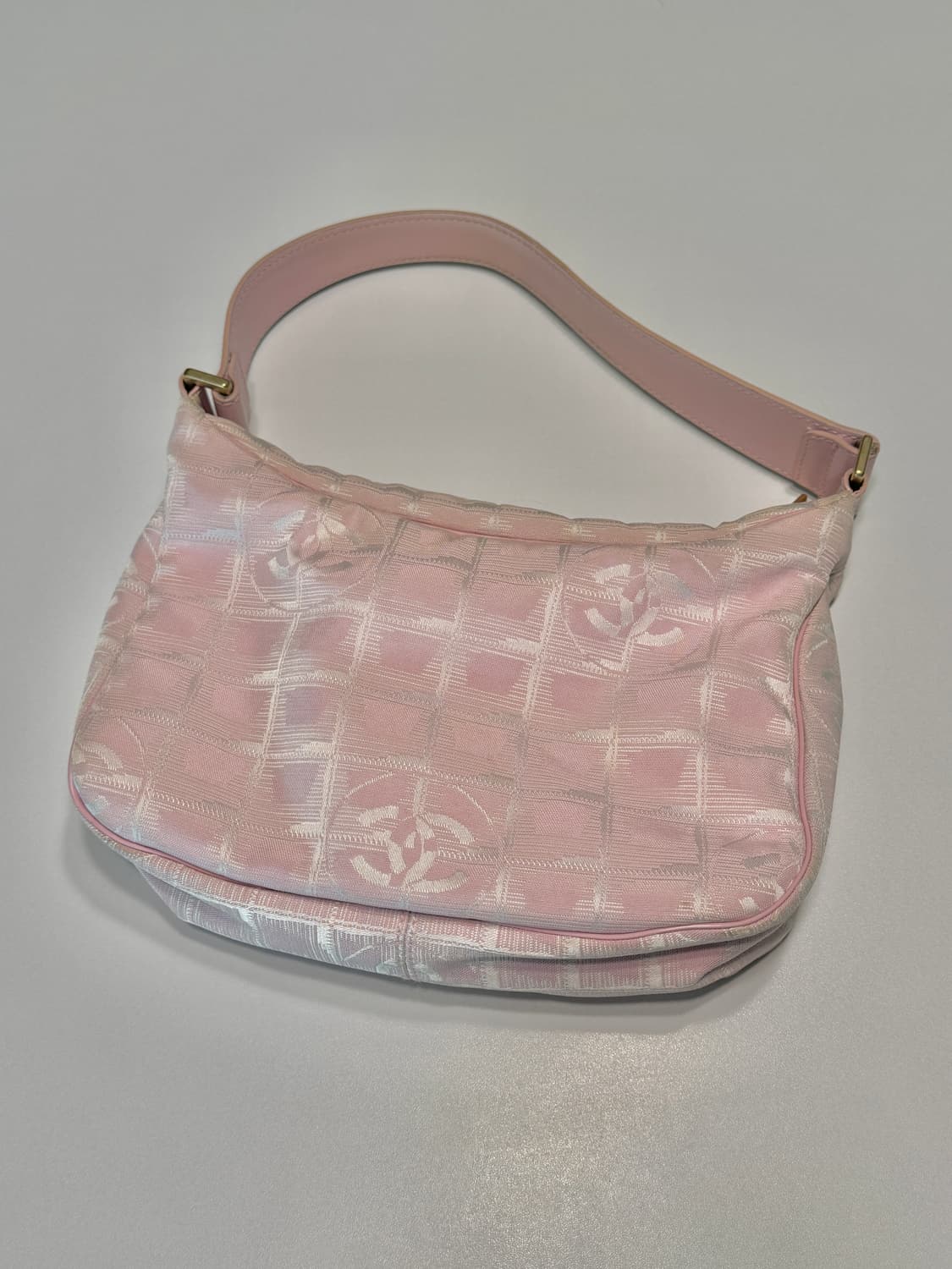 샤넬 스포츠라인 백 상품이미지1