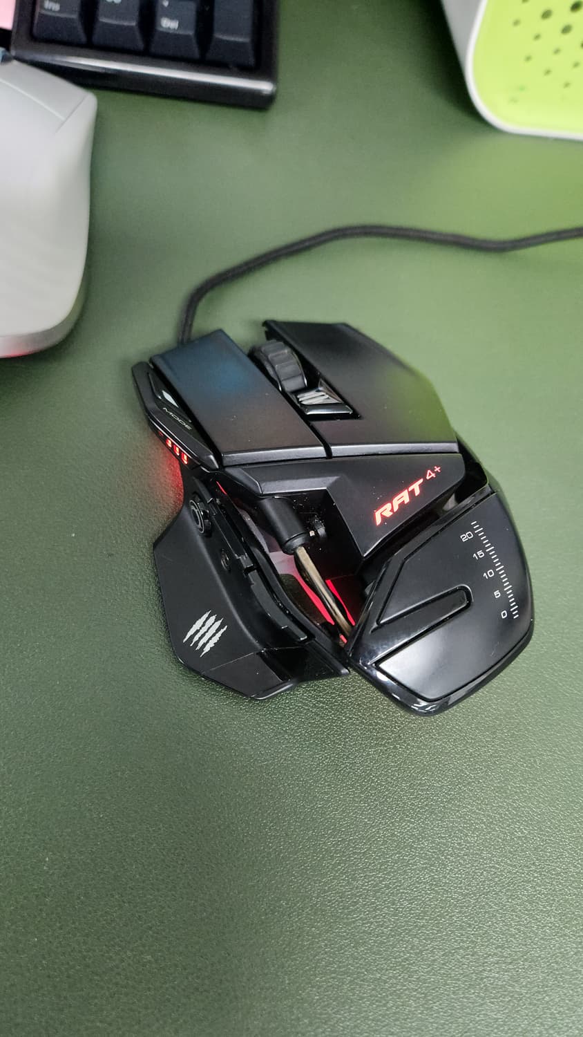 # 매드캣츠 RAT 4 + 블랙 게이밍 마우스급처 / 하이엔드마우스 상품이미지3
