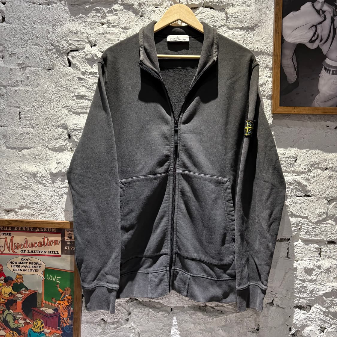 스톤아일랜드 집업  상품이미지2