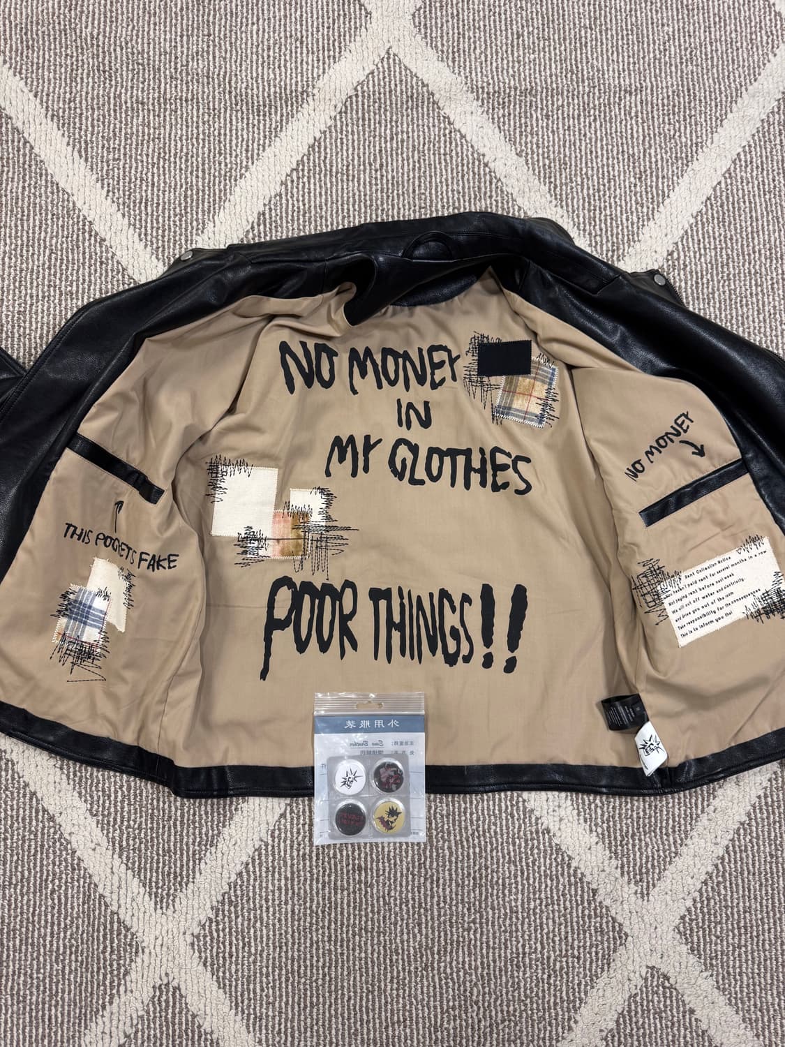 [새제품] emobrother 패치 레더 자켓 상품이미지4