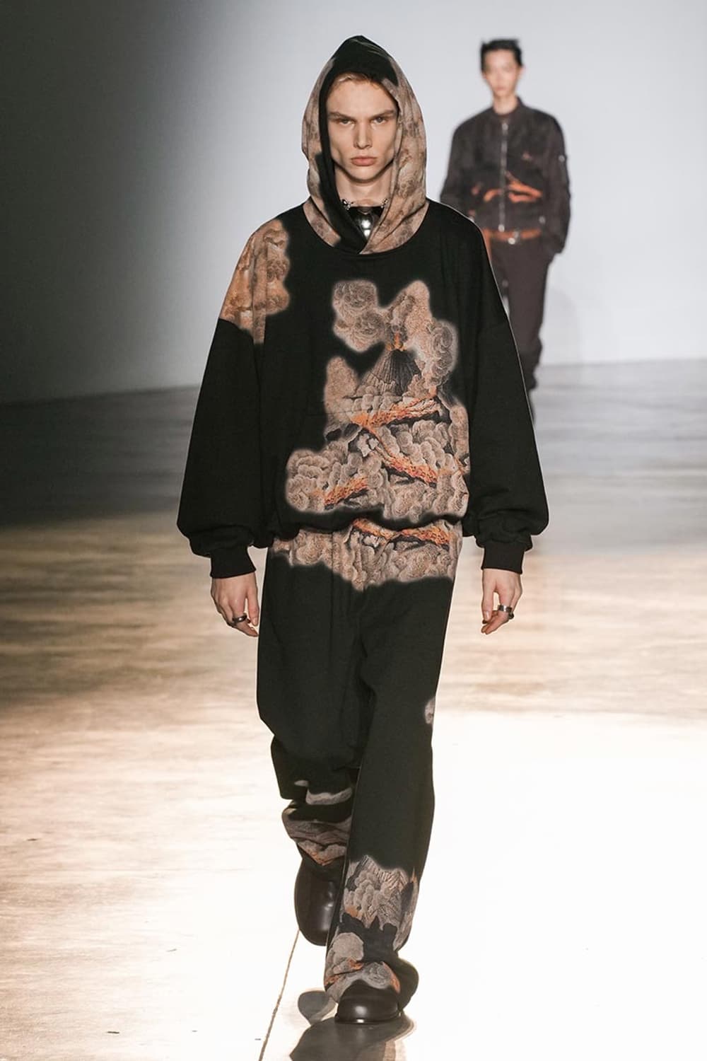 우영미 23fw 볼케이노 스웻 셋업 48, 48 상품이미지1