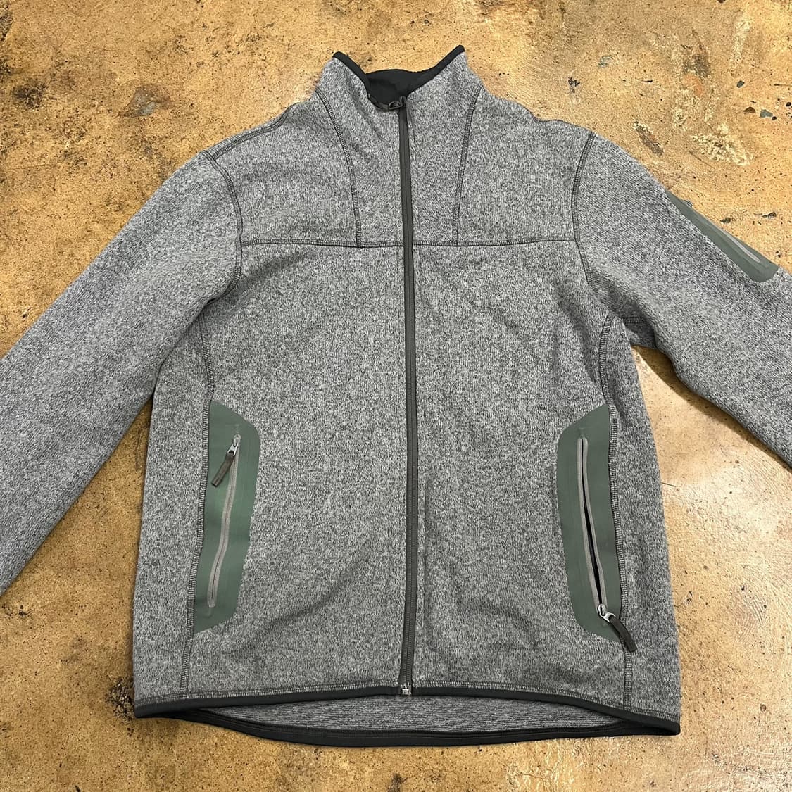 [정품/M] 아크테릭스 커버트 집업 자켓 b17 상품이미지3