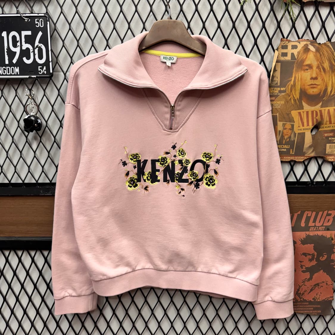 겐조 하프 집업 맨투맨 전면 플로럴 레터링 로고 포인트 핑크 상품이미지1