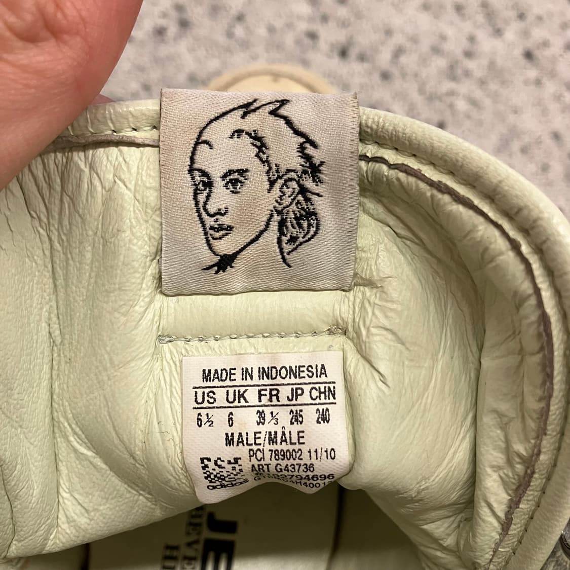 N240 아디다스 제레미스캇 윙 하이탑 상품이미지8