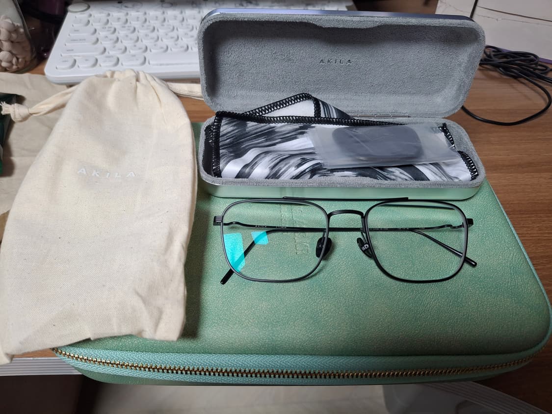 [블링크안경] 아킬라 선글라스 + 4구 보관함 상품이미지1