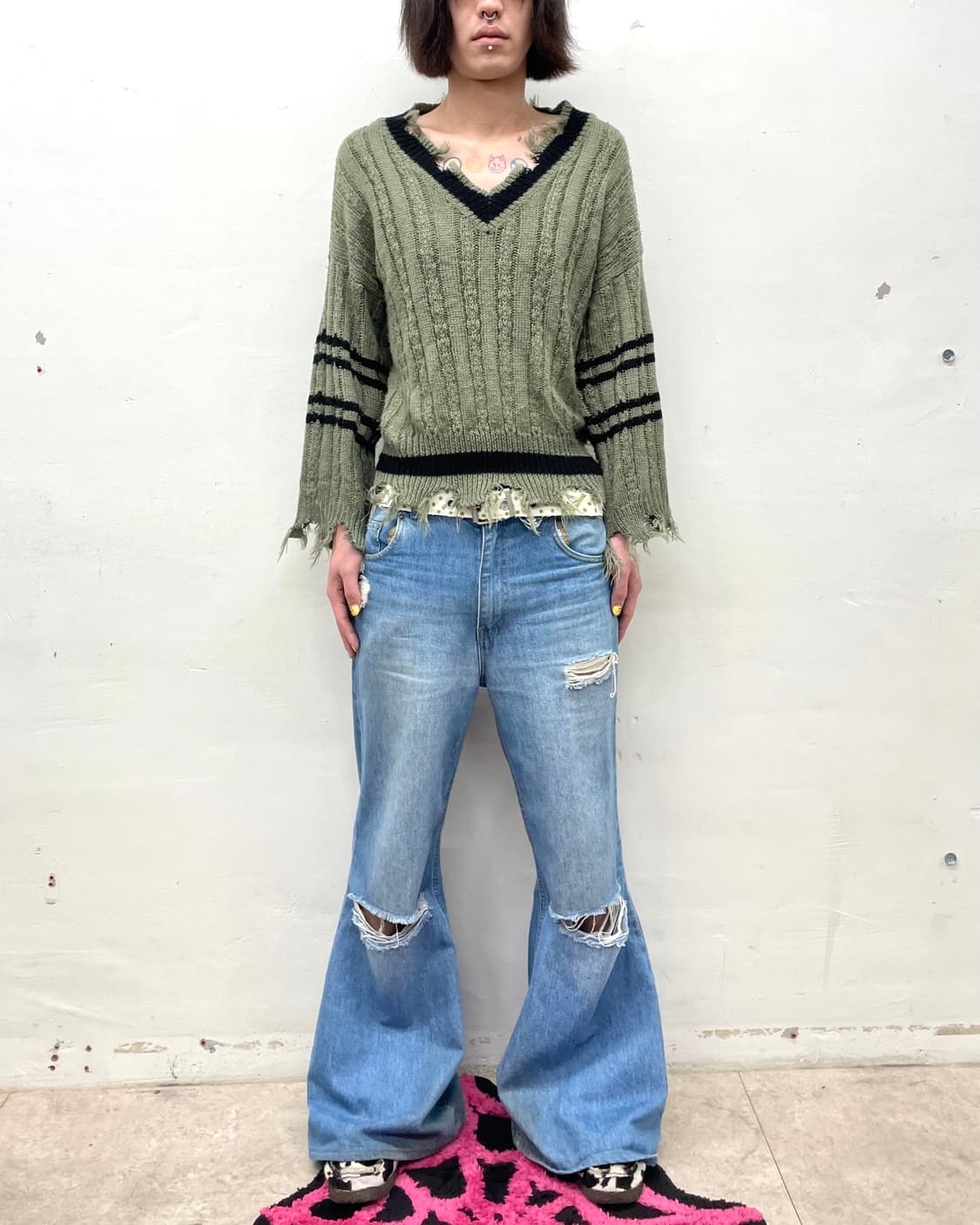 Distressed khaki knitwear 상품이미지4