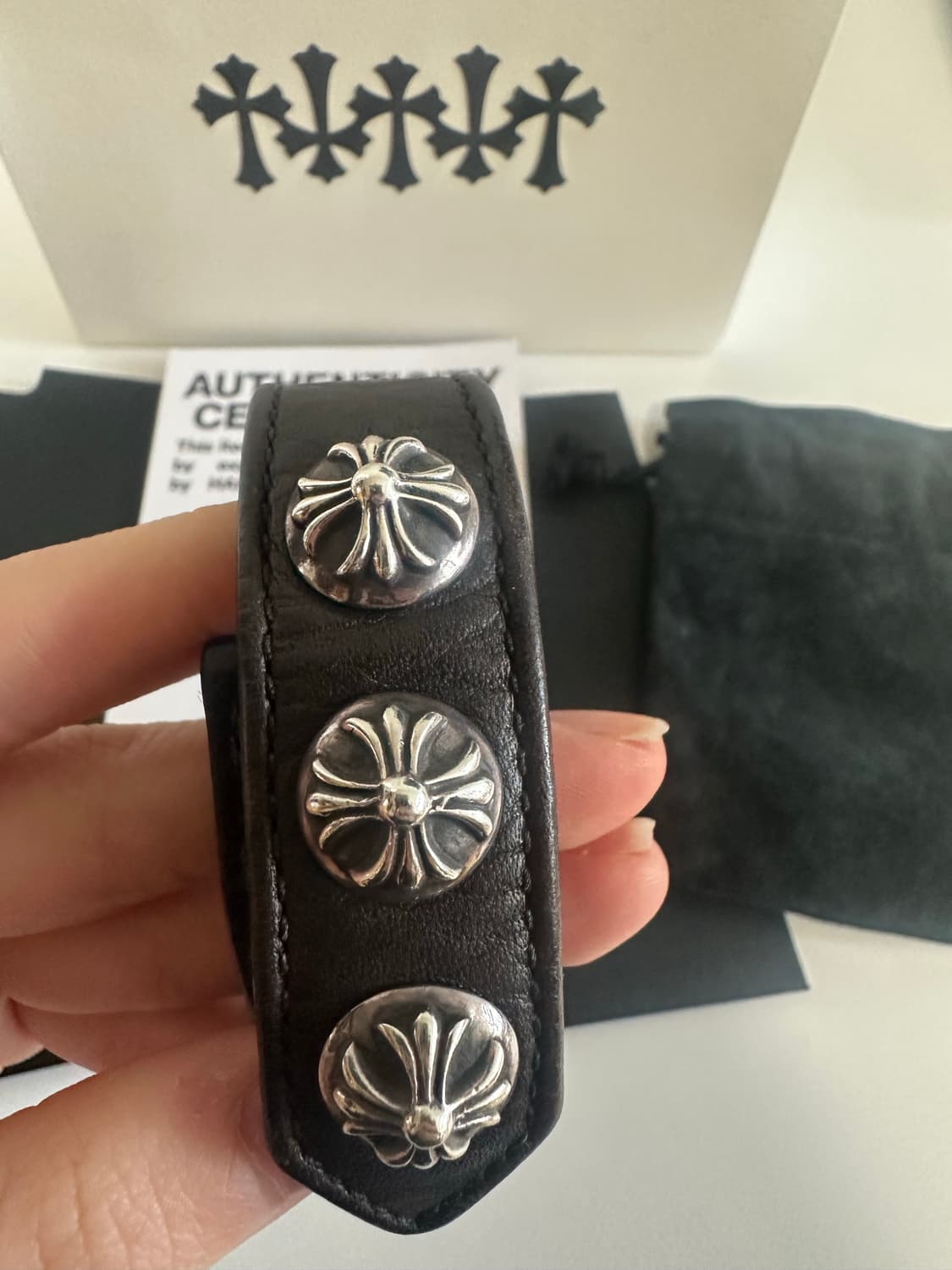 한스룸구매) 크롬하츠 레더팔찌 상품이미지1