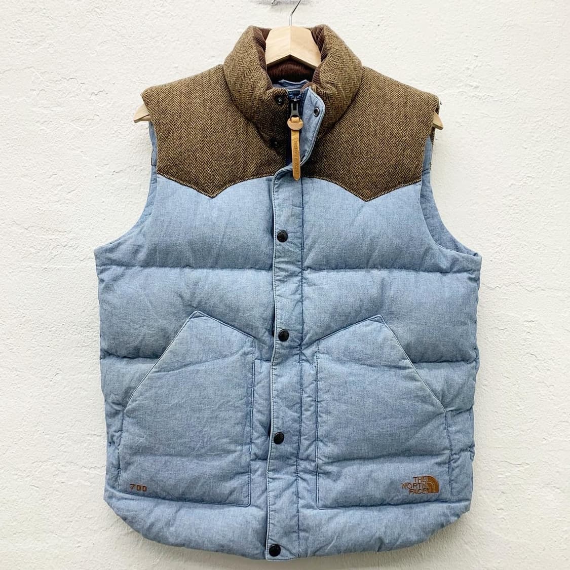 노스페이스 스카이블루 다운 베스트 상품이미지1