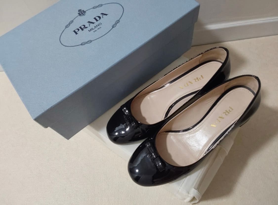 프라다 리본 에나멜 펌프스 36사이즈 상품이미지2
