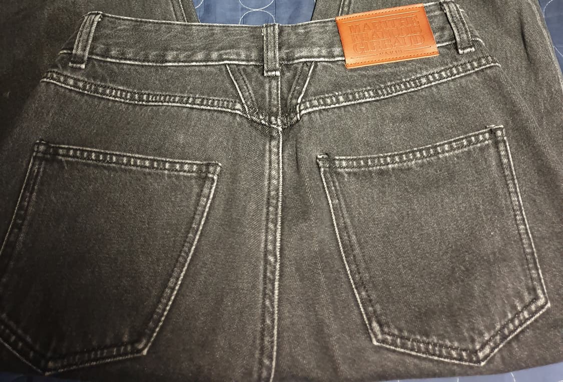 (품절매물)마리떼프랑소와저버 슬림스트레이트 데블버튼 데님진 흑청 (27) 상품이미지3