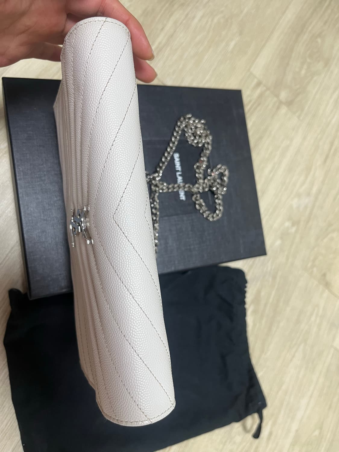 입생로랑 은장 가방 상품이미지6