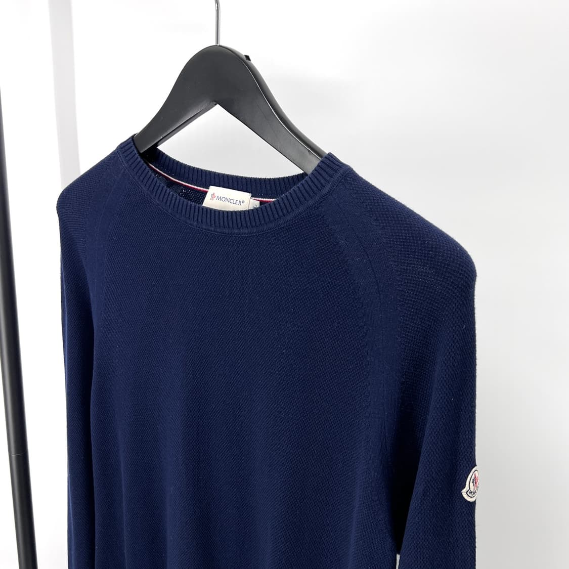 [L사이즈] 몽클레어 긴팔 니트 네이비 상품이미지4