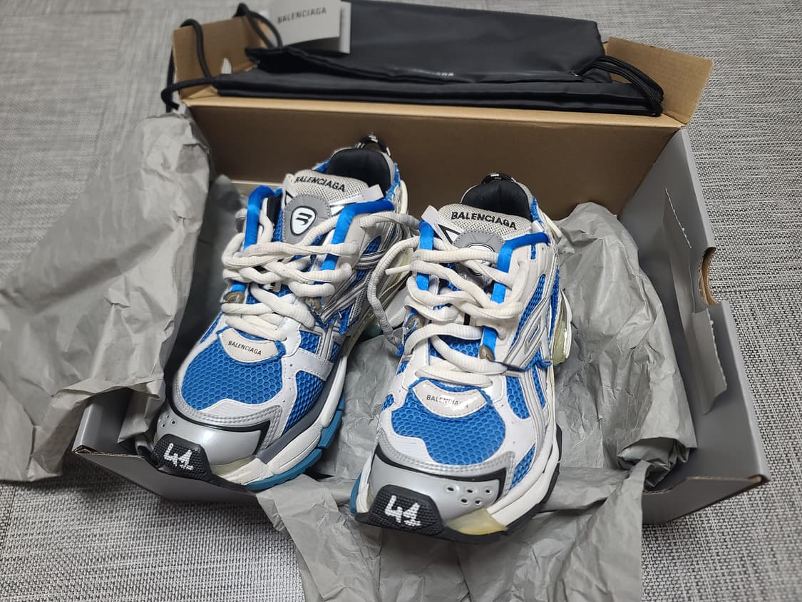 발렌시아가 뉴러너 41 블루 스니커즈 상품이미지1