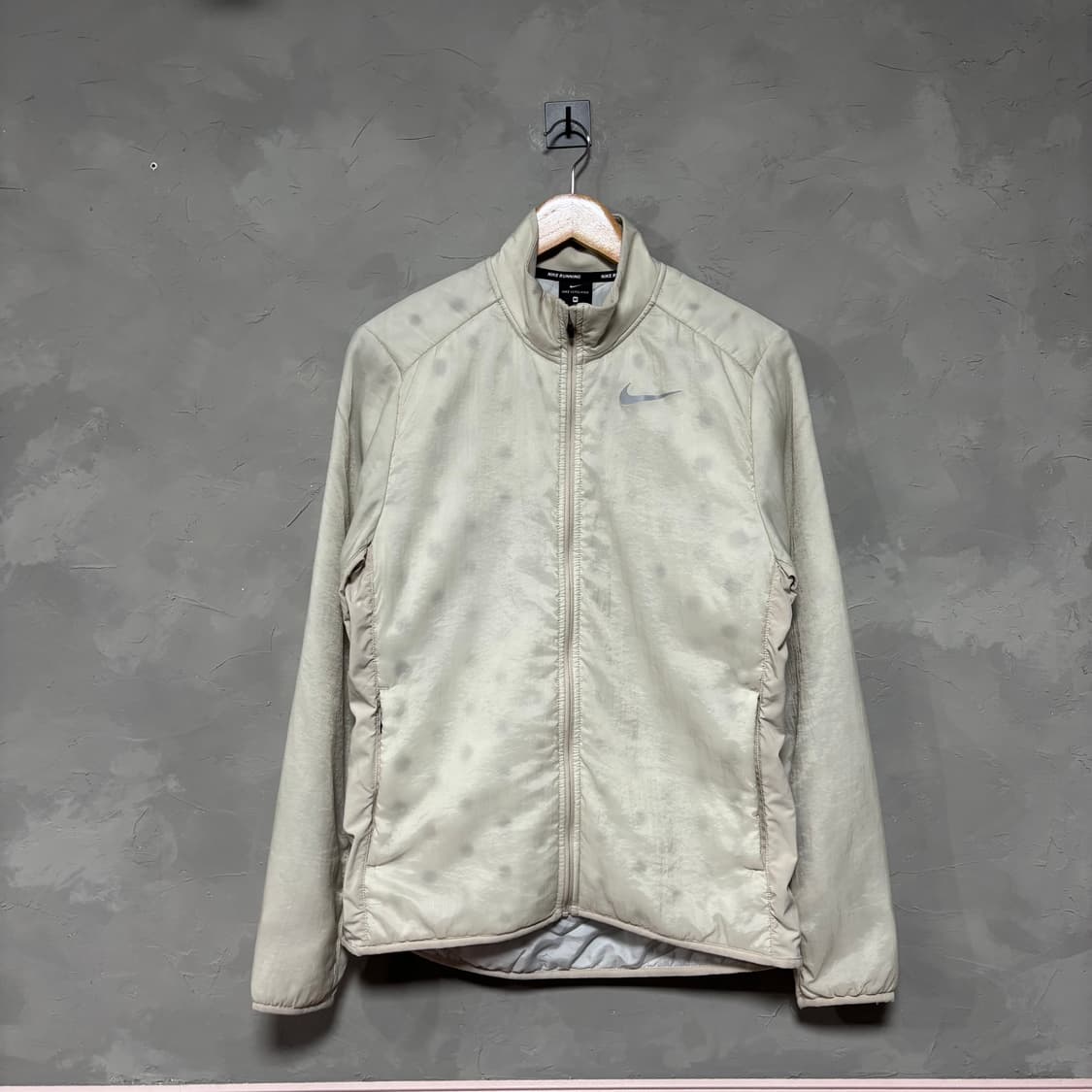 나이키 에어로레이어 경량패딩 베이지 상품이미지1