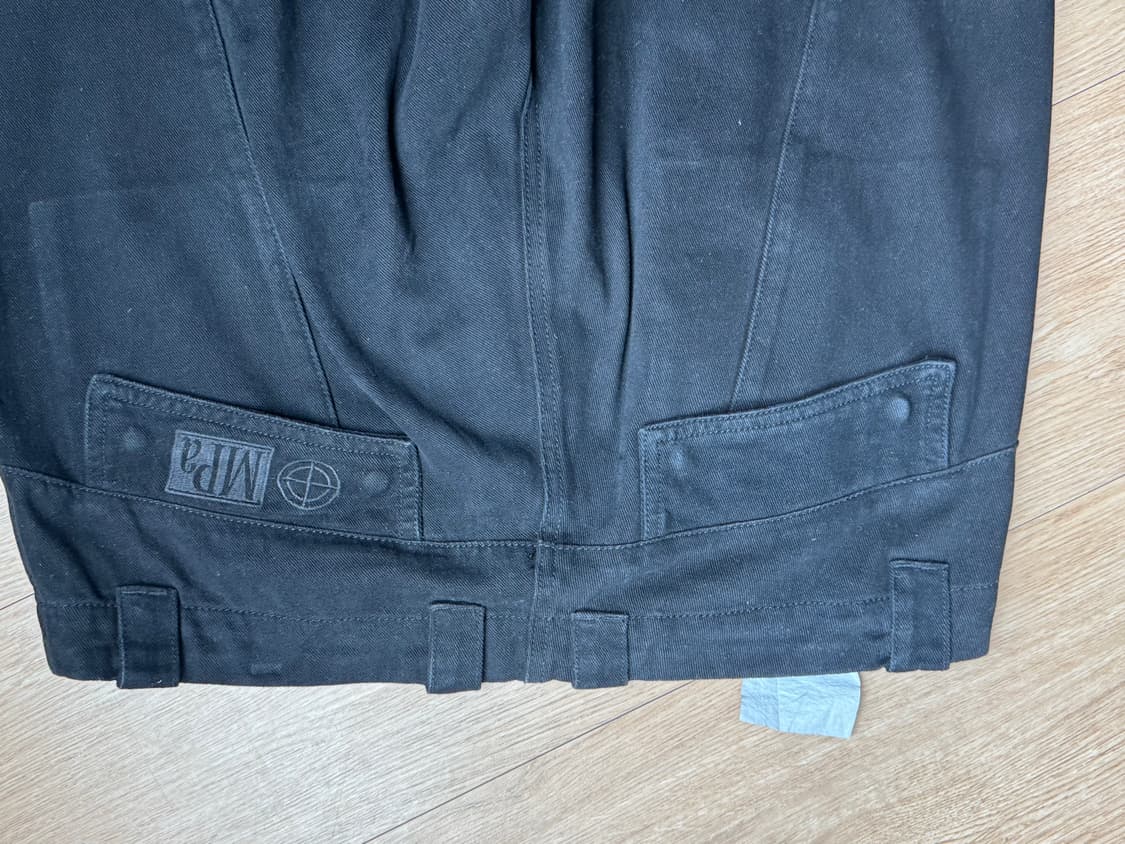 L[미착용보관오염있음)플라스틱프로덕트 MPa 웨이브 지퍼 팬츠 블랙 (보 상품이미지7